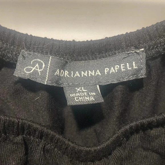 Adrianna Papell Scalloped Embroidered Hem Top in Black and Ivory Size XL - Picture 4 of 8